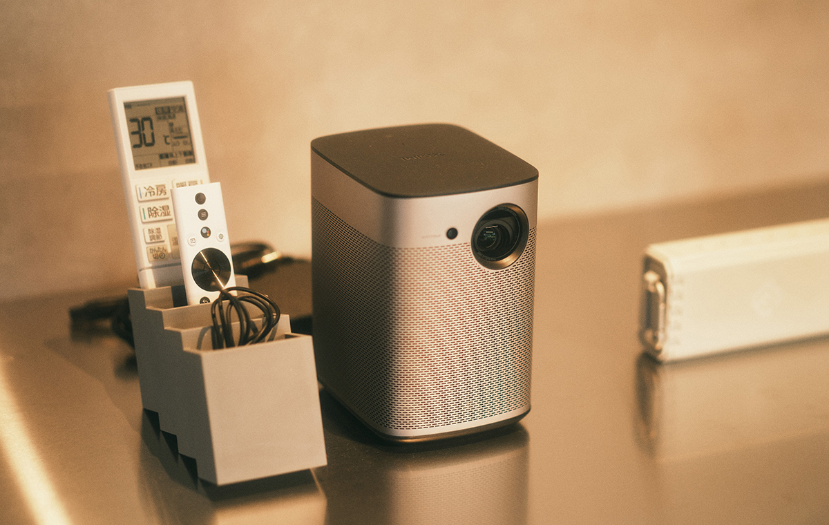 プロジェクター